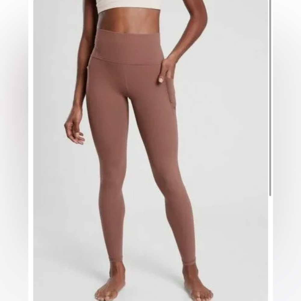 Athleta 	Salutation Stash Pocket II Tight